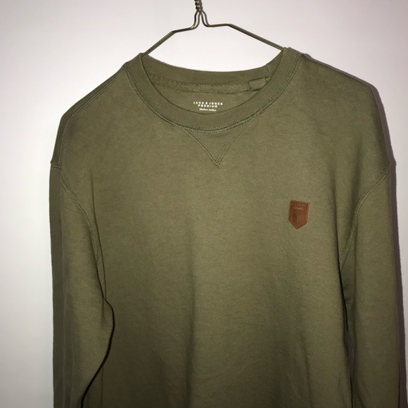 Jack & Jones Men's Olive Classic Crew Neck Sweater Medium - Picture 2 of 5